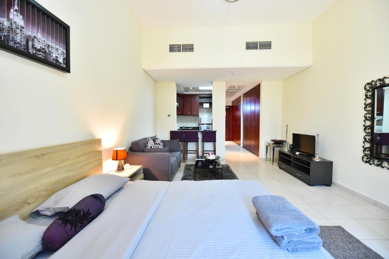 Luxury Escapes - Spacious Fully Furnished Studio Apt - Next To Metro, 5 Mins From Mall - Med46 Дубай Экстерьер фото